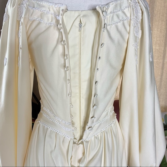 70s Polyester Bridal Gown - Picture 13 of 15